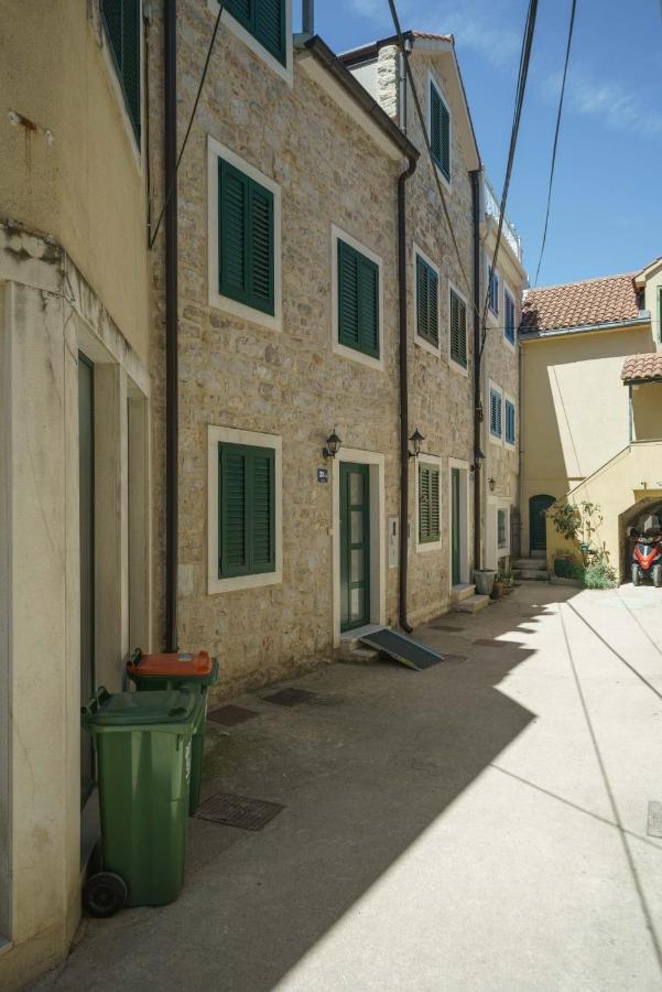 Villa Pia Vodice Exteriör bild