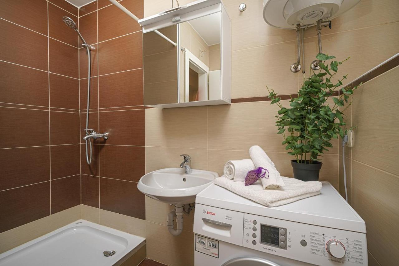Villa Pia Vodice Exteriör bild
